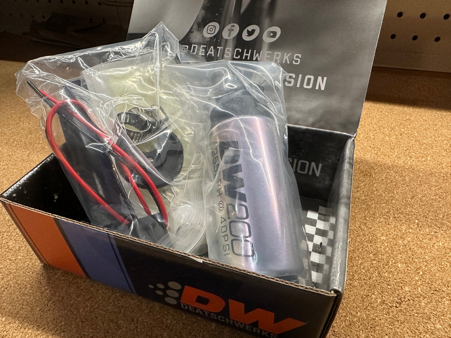 DW200 Fuel Pump for NA/NB Miata